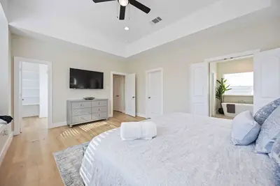 Image de Centrally located-New Construction-Luxury Houston Home