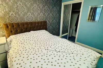 Image de Glasgow Guest House free 2 car parking  Free WIFi Main Door House