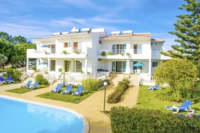 Image de Elegant villa w/ heatable pool and jacuzzi - Galé