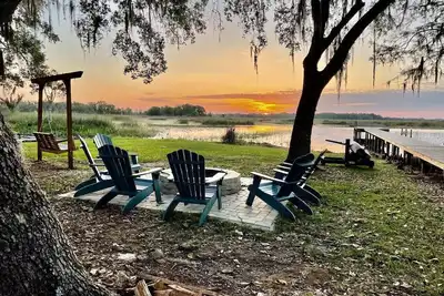 Image de PerfectPointeLakehouse|PvtDock|Kayaks|8ppl|Firepit|ScreenedPatio