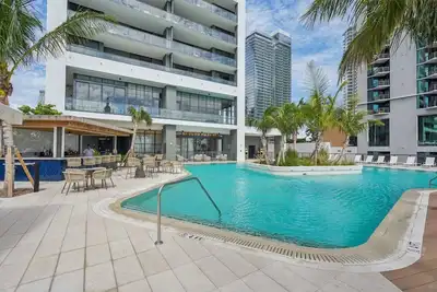 Image de Luxury 1-Bedroom in Downtown Miami | Elegant Bay Views