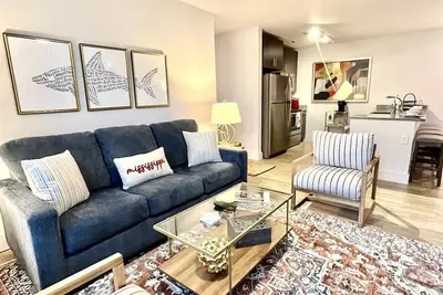 Image de The Spot that Ever Calls - Walk to Om & Square!