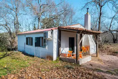 Image de Maison de campagne 'La Casa Del Taller' avec vue sur les montagnes, piscine et climatisation