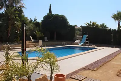 Image de Maison de vacances 'Limonita' avec piscine privée, Wi-Fi et climatisation