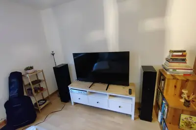 Image de Spacious Bedroom in the Back