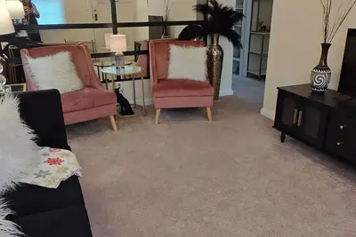Image de Charming 2-bedroom apartment with WiFi, Ac in Portsmouth. Close to Rivers Casino