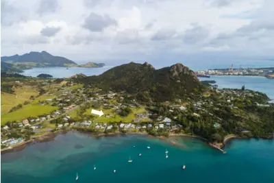 Image de Stuart's Mcleod Bay