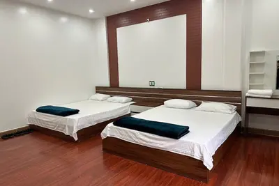 Image de Nhớ Homestay offers unique tours and luxurious, comfortable rooms with WiFi, Ac
