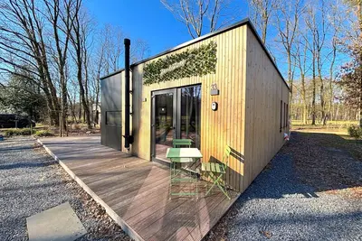 Image de Chalet confortable dans les bois avec sauna