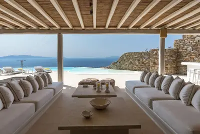 Image de Villa à Kalafati avec 8 chambres à coucher, 16 couchages
