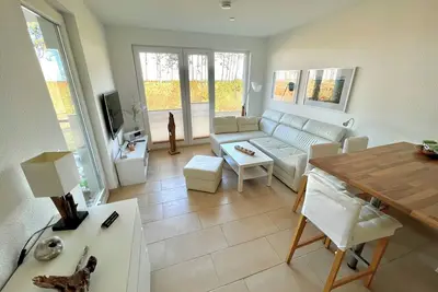 Image de Charming vacation apartment with balcony, direct beach location