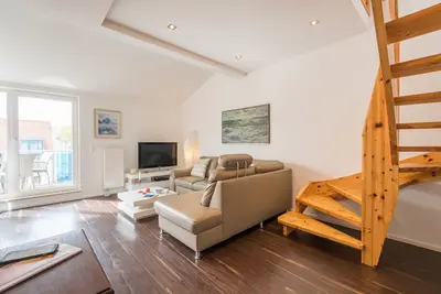 Image de Elegant vacation apartment with south-facing balcony, 100 m to the beach
