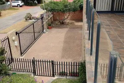 Image de Property Has Been Sold.