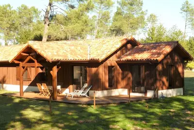 Image de Chalet en pleine nature avec jacuzzi d'intérieur privatif