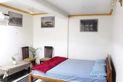 Homestay SONI2700_Triple Accommodation Room with Separate Bathroom on Same Floor