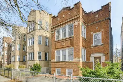 Image de Charming 2-bedroom apartment in Chicago. See little India beauty in chicago.