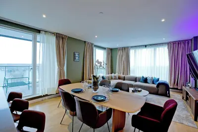 Image de Luxury 360 Penthouse w/ gym & parking