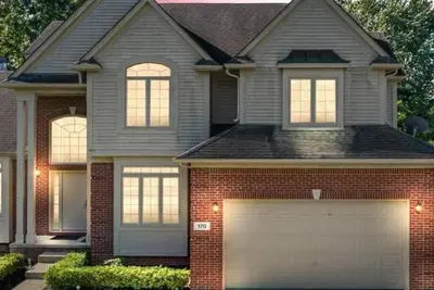 Image de Spacious 4-bedroom house with WiFi, Ac in charming Commerce Twp