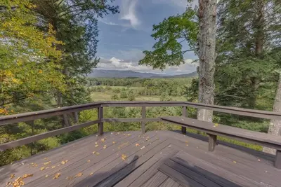 Image de Cozy White Mountain Family Retreat w/Views, Indoor Fireplace & Toys