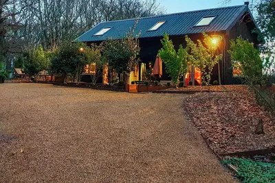 Image de 2 bedroom accommodation in Hastings