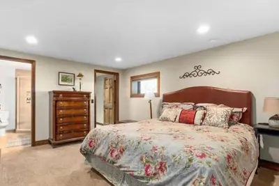 Image de 3 Bedroom 2 bath with space for classes and retreats