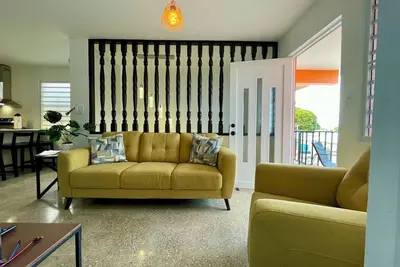 Image de Fabulous 3-bedroom apartment in the heart of Vieques just steps from the ferry.