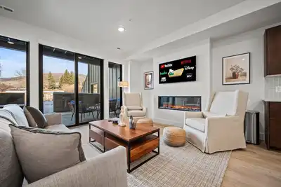 Image de Tee & Ski Pt B103 |Ski Retreat |Mtn Views & Fireplace