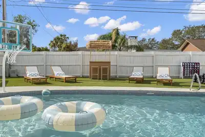 Image de Clearwater Iconic HeatedPool+MiniGolf Sleeps 11