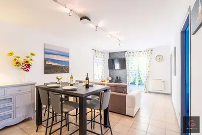 Image de Biscarrosse Bourg, jolie petite maison pour 4 personnes avec Terrasse et jardin