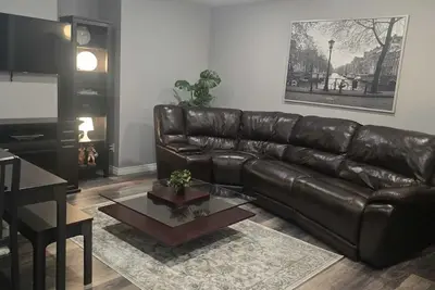 Image de feels home in sparkly tidy, clean and cozy brand new suit.