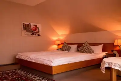 Image de Nature room, 30 sqm, bathroom with shower, max. 3 persons