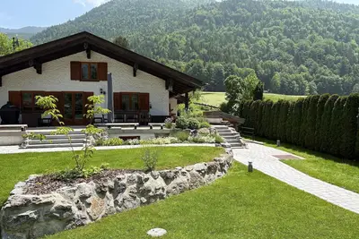 Image de House to the lime tree