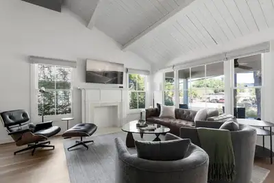 Image de Kinney Cottage - Zilker Comfort - {New! }