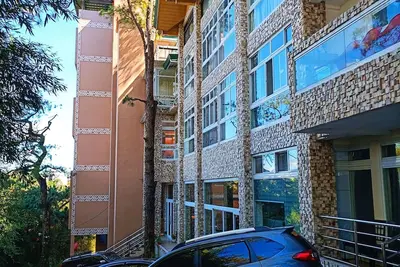 Image de 502 Grandview Residences by Cold Breeze