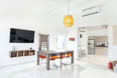 Image de 6 Bed, 4 Bath Houses A8 & A/8 w 2 Private Pools Dorado del Mar