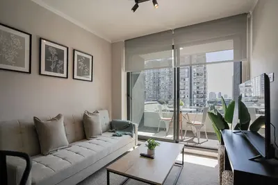 Image de 1br Apartment in Nunoa | Chic and Sunlit Space