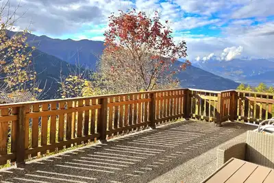 Image de Logement familial \"Tsandelanne\" Val d'Hérens. Terrasse panoramique et soleil!