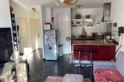 Image de Appartement au calme à 3 minutes en voiture de la plage de l’Almanarre