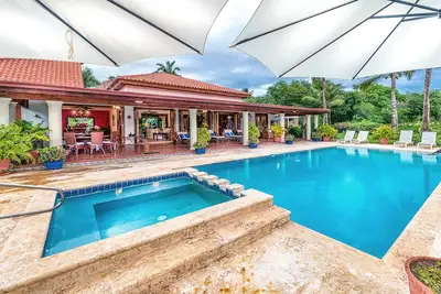 Image de Casa de Campo - 5 Bedroom 7. 5 Bath Luxury Villa. Best location in complex. \n