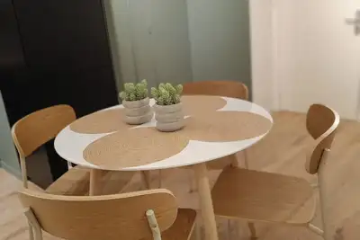 Image de Appartement 1 chambre- 5 min de la cathédrale St Julien et du centre-ville