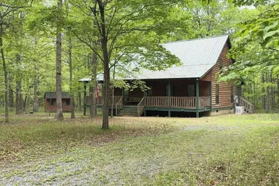 Image de Linger Longer Cabin - Midterm Rental in Mentone | Fast WiFi | Porches | 3+ Acres