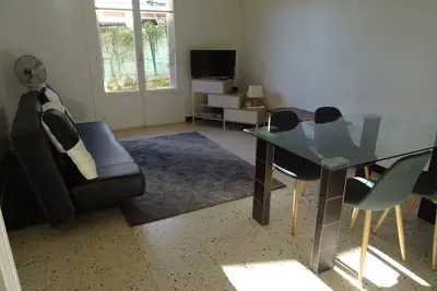 Image de Appartement de type F2 (Rdc) \nA 5mn des plages et des commerces