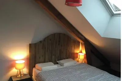 Image de appart de 80m2 extra centre avec terrasse et vue dégagée sur la montagne.