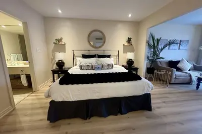 Image de New Ski-In Ski-Out 1-Bed Condo - Pool, Gym, Sauna