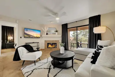 Image de Fountain Hills Grand Patio Spectacular. 2 King Master Suites.