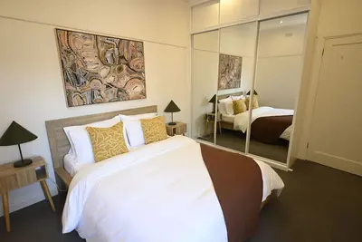 Image de 3br Glen Iris Gem – Sleeps 7, Near Train & Freeway with WiFi and Ac