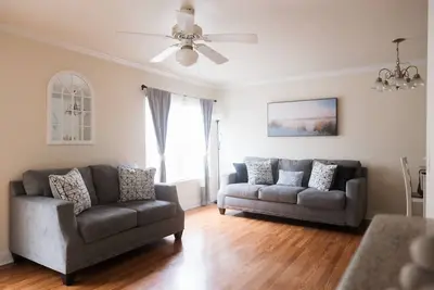 Image de Beautiful townhouse near beach