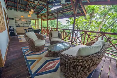 Image de Charming Hilltop Jungle Bungalow of Isle Bastimentos with WiFi & Ac