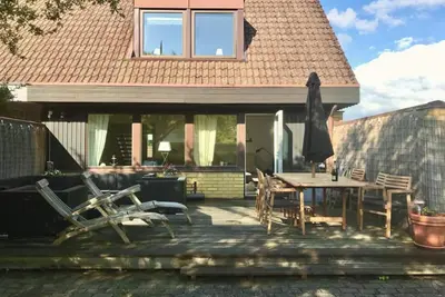Image de Charming 8 person 4-bedroom villa in wonderful City center Båstad in Skåne län