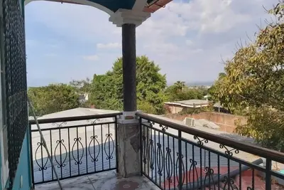 Image de Spacious 5-bedroom house in charming Ahuachapan with WiFi, Ac